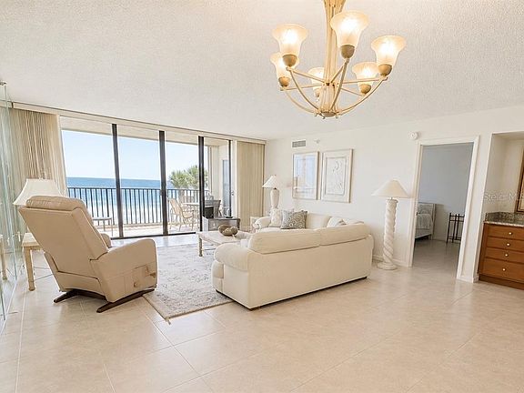 4th image of 2675 GULF OF MEXICO DRIVE #203