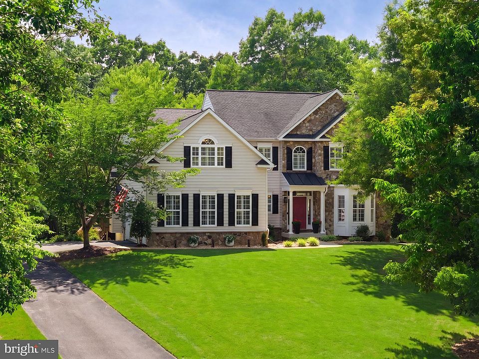1st image of 335 Gentle Breeze Cir