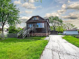 9027 Central Ave, Oak Lawn, IL 60453