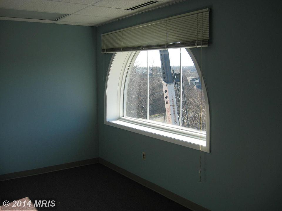 2nd image of 10301 Democracy Ln Ste 400