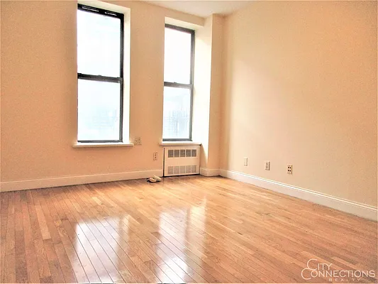 Rented by City Connections Realty | media 11