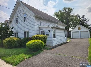 67 Pickens St, Little Ferry, NJ