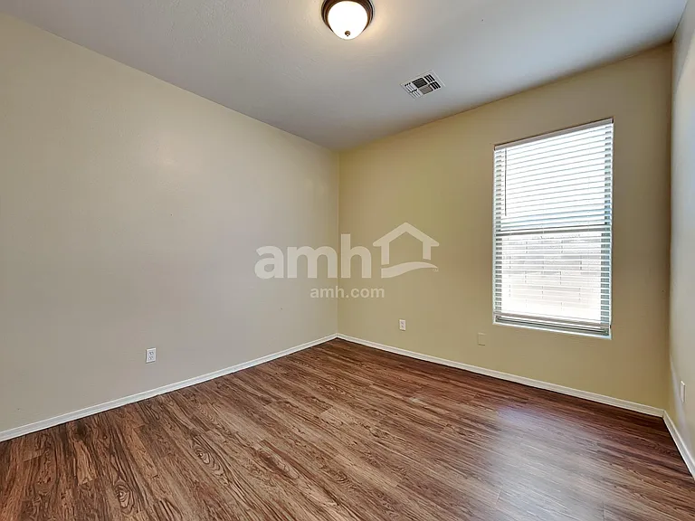 4320 W Burgess Ln — Photo 13
