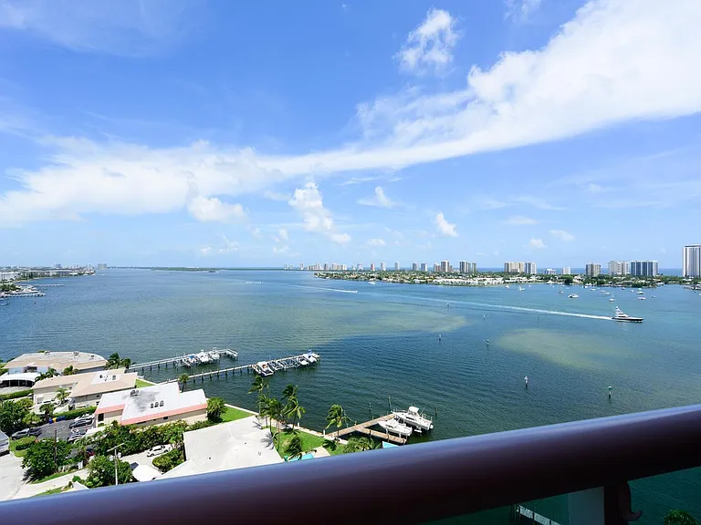 2650 Lake Shore Dr #1602 — Photo 20