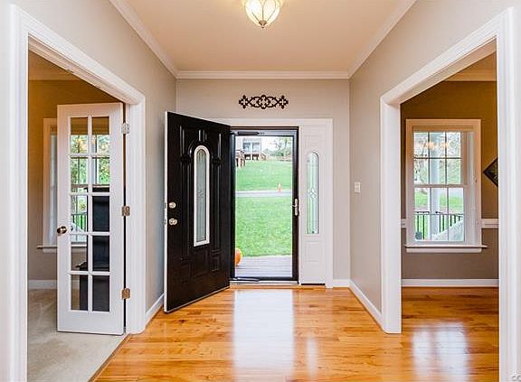 5th image of 5805 Dorton Ln