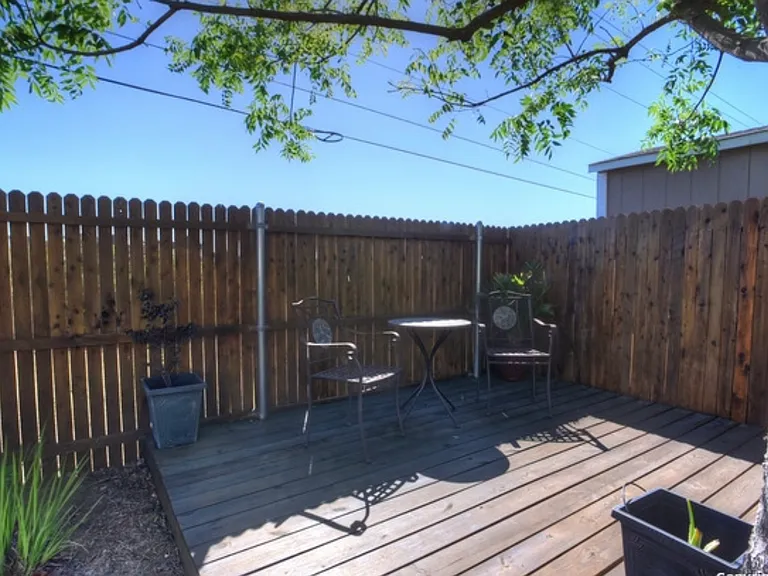 3414 Port Pl — Photo 16