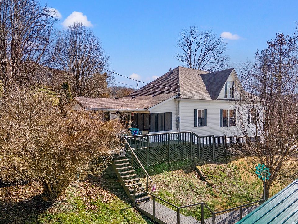 18 Madison St, Beattyville, KY 41311 MLS 23003416 Zillow