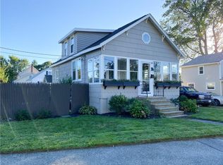30 Church Ave, Warwick, RI 02889
