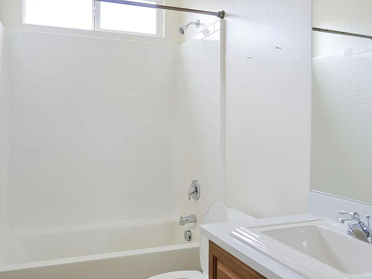 14810 Shelburne Ct — Photo 17