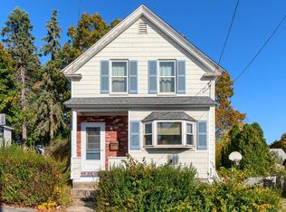 48 Roper St, Lowell, MA 01852