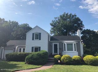 18 South Dr, East Brunswick, NJ 08816