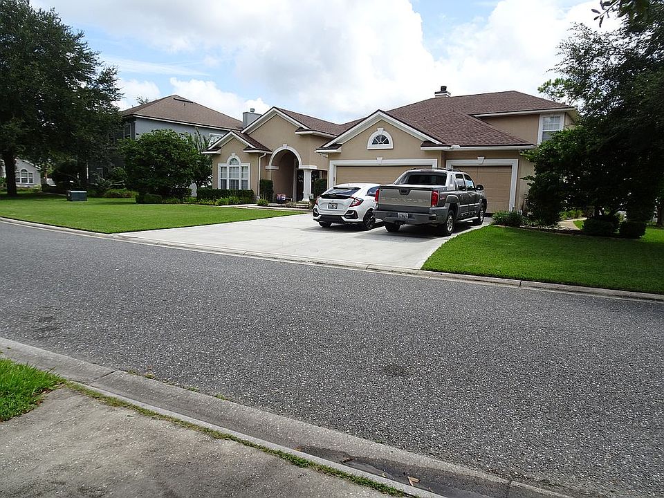 1st image of 927 Waverly Bluff Ct