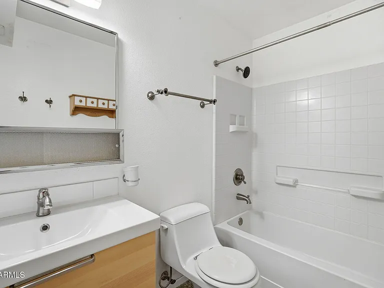 3937 S Mill Ave — Photo 30