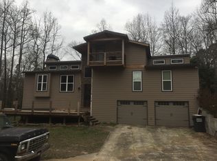 2457 Kingsley Dr NE, Marietta, GA 30062