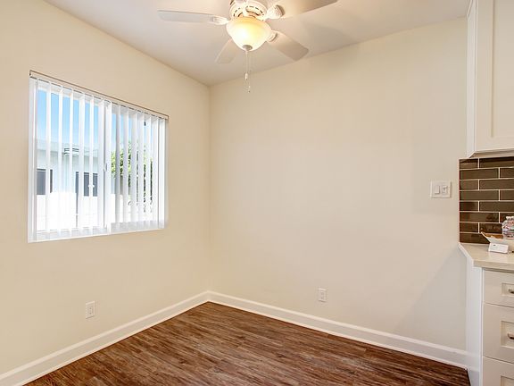 4th image of 13464 Victory Blvd APT 115