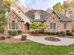 6 Covington Ln, Durham, NC 27712