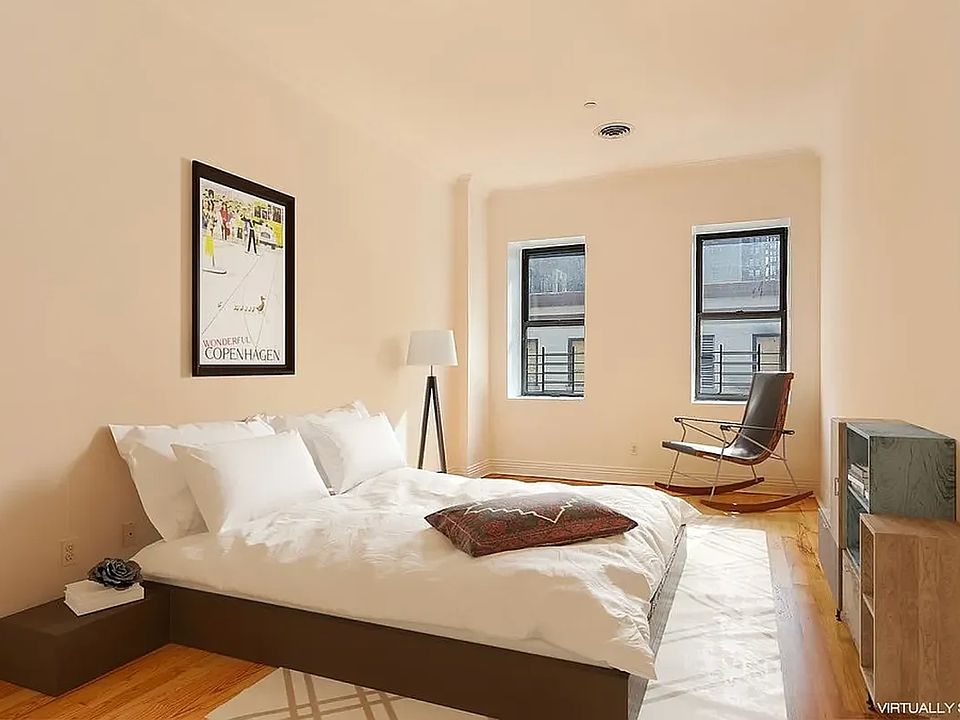 2nd image of 78 Reade St #4