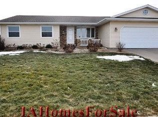 3799 29th Ave, Marion, IA 52302
