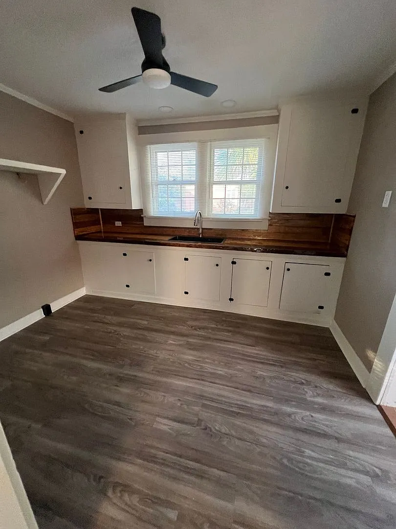 2 Bed 1.5 Bath House- Under Renovations — Photo 4