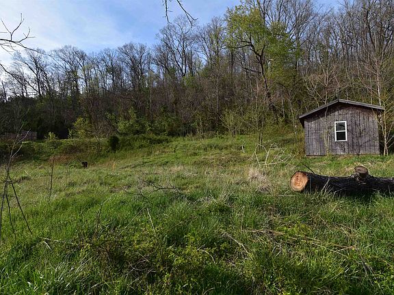 3rd image of 1817 County Road 52