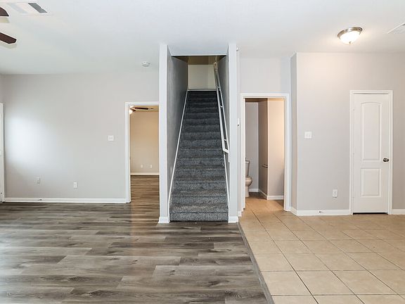 5th image of 12027 Fairquarter Ln