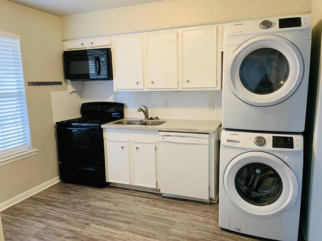 1 bed, 659 sqft, $975 — Photo 4