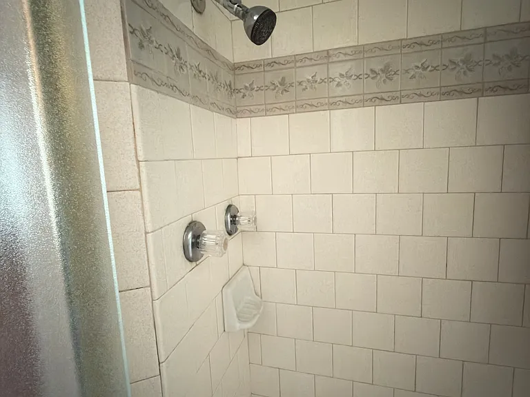 24 Grainger Ln #3 — Photo 10