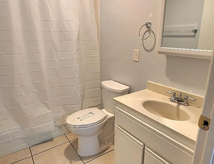 127 S Avenue 64 #2 — Photo 10