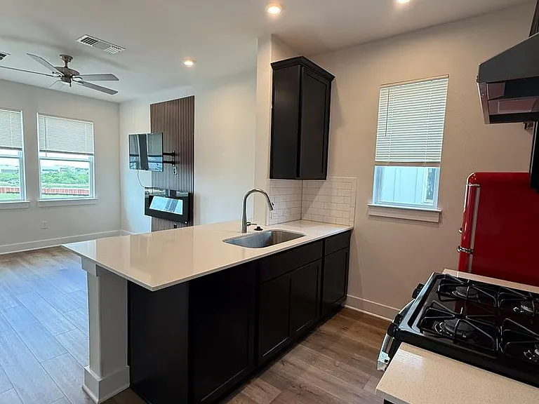6414 Cowman Way — Photo 36
