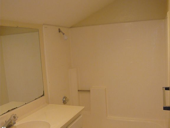 5th image of 26223 Oshua Dr