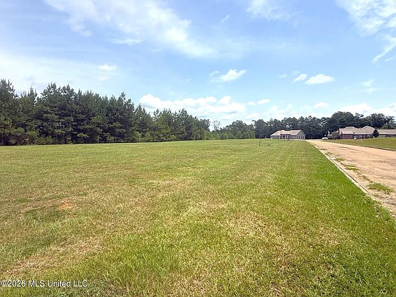 2nd image of Fairway Cv