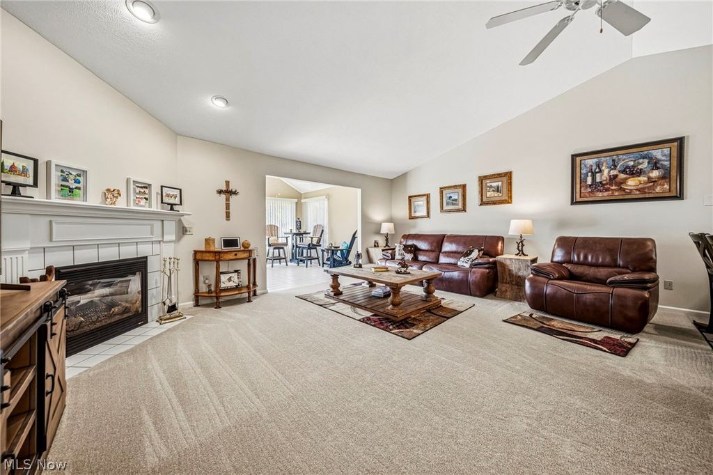 610 Hidden Harbor Dr, Painesville, OH - More
