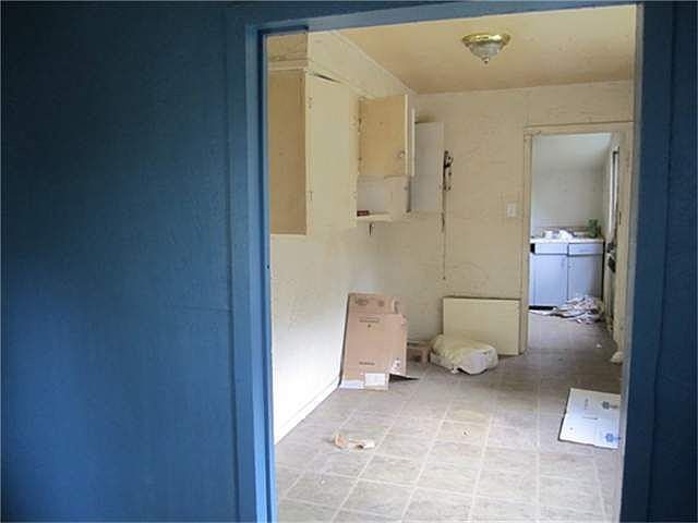 2nd image of 13749 Laredo St