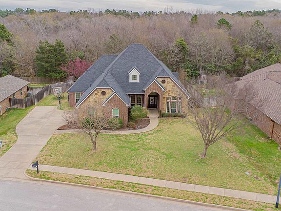 4th image of 253 Heritage Ct