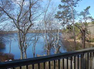 817 Old Strawberry Hill Rd #4B, Centerville, MA 02632