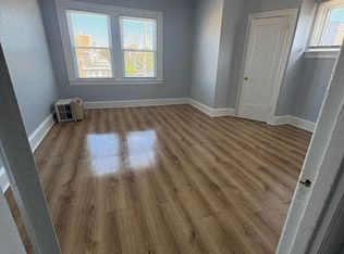 1500 W Grange Ave FLOOR 2, Philadelphia, PA 19141