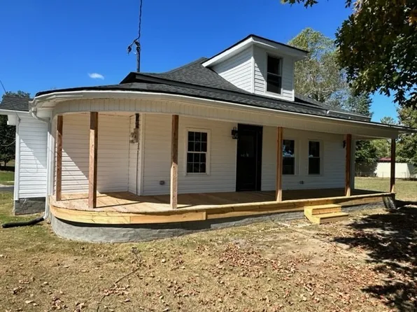 1369 Hawkins Crawford Rd, Cookeville, TN 38501