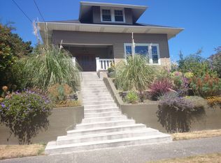 2638 W Crockett St, Seattle, WA 98199