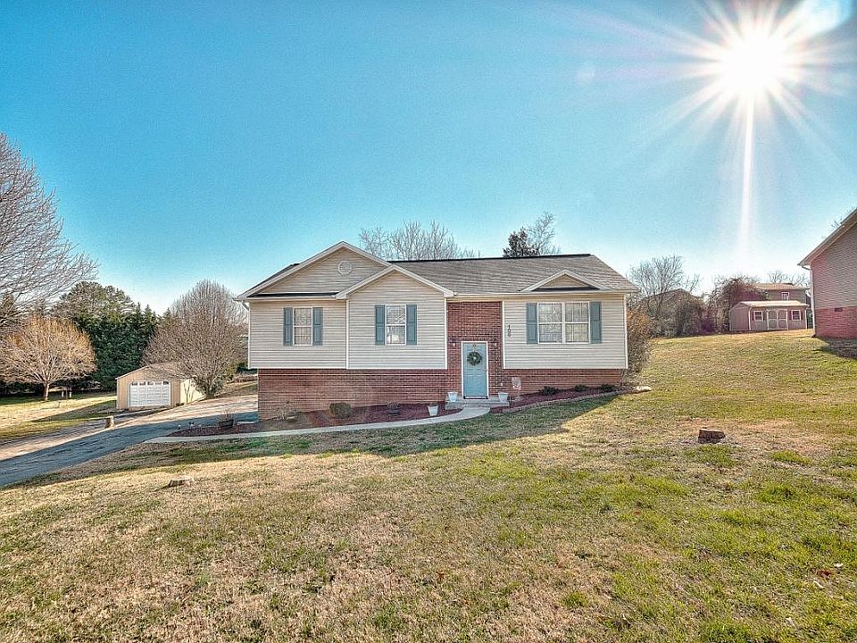 1st image of 109 Glen Ayre Dr