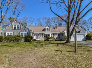 49 Coleridge Dr, Falmouth, MA 02540