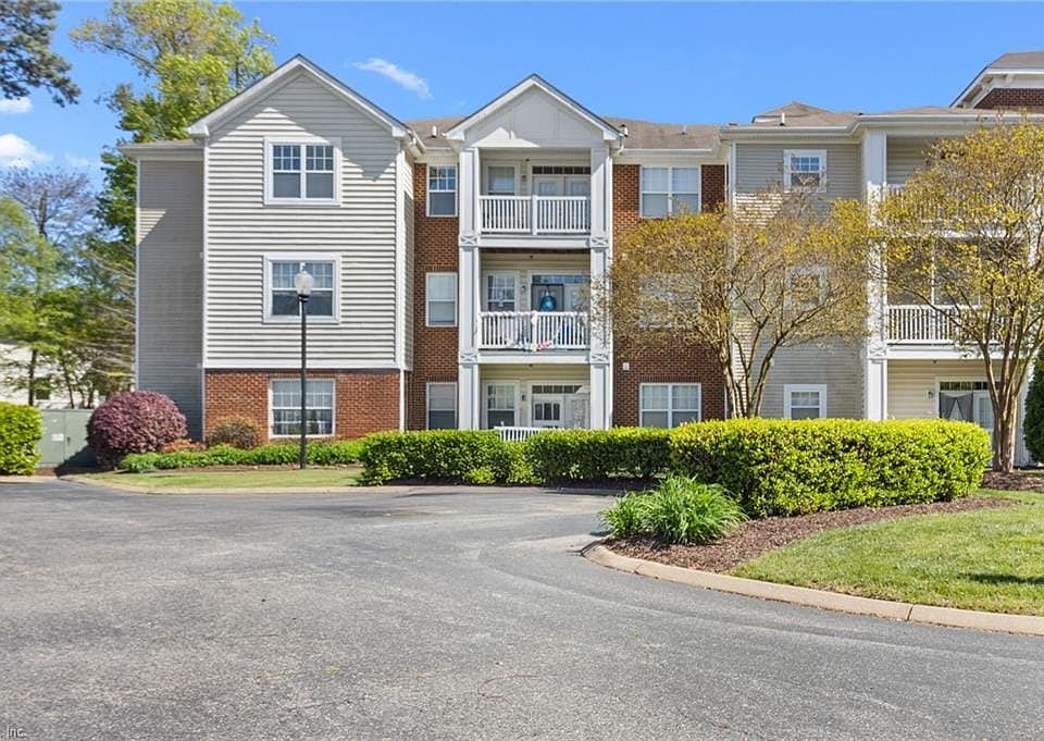 1st image of 708 Windy Way Unit 305