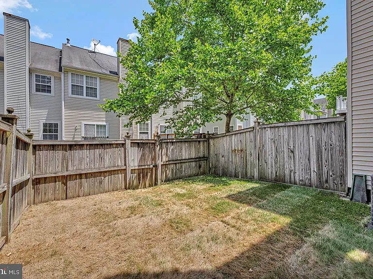 1815 Spanish Oak Ln — Photo 34