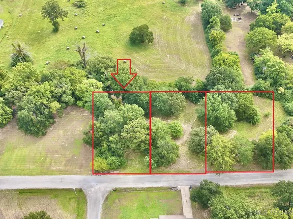 3 NW 3rd St, Stigler, OK 74462