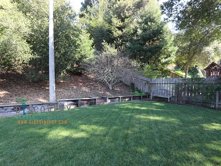812 Trestle Glen Rd — Photo 21