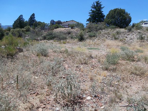 4th image of 1079 E Desert Jewel Dr