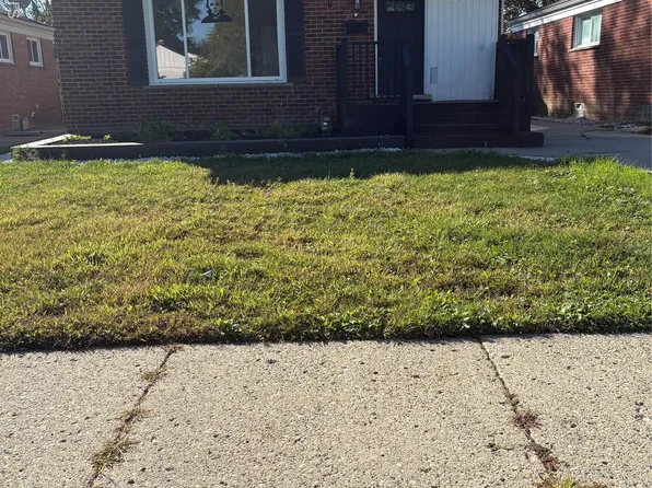 251 Helen St, Garden City, MI 48135