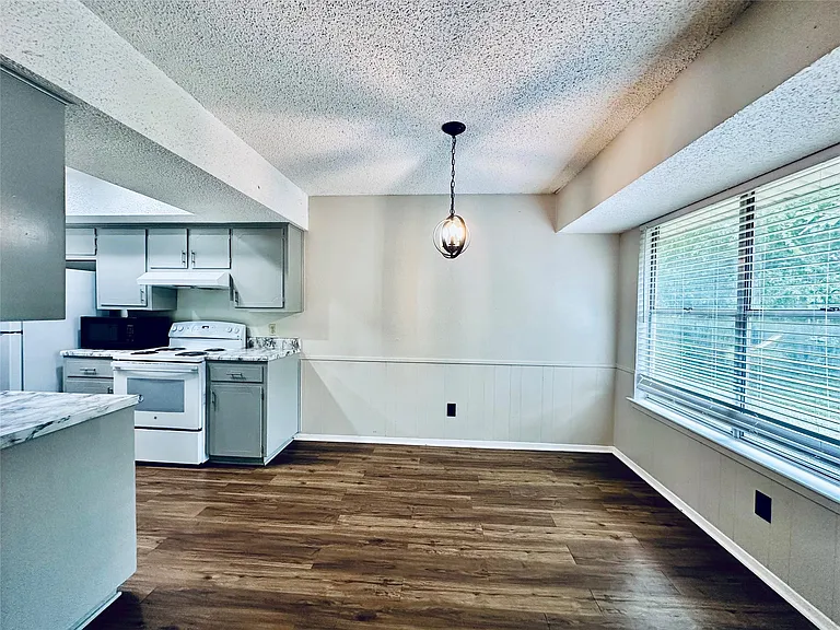 1504 Sagebrush Dr — Photo 7