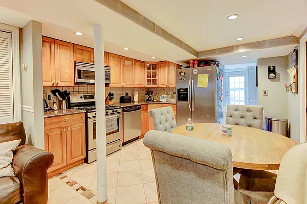 Sold by E House Realty & Management Inc. | media 2