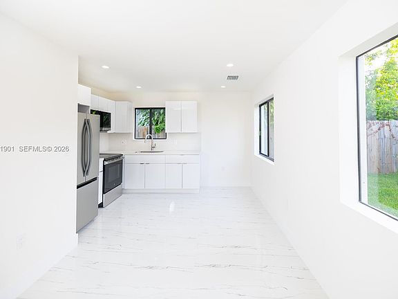 4th image of 2323 NW 55th Ter