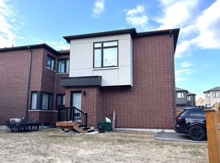 35 Golden Fern St, Markham, ON L6B0V3